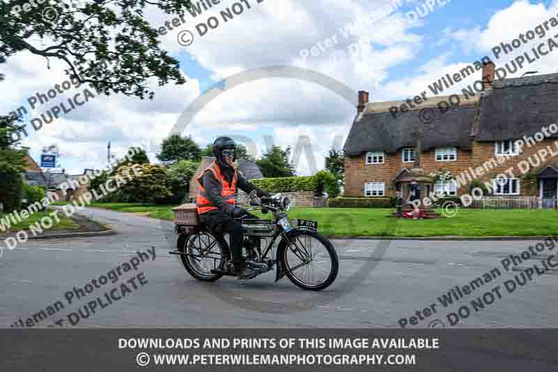 Vintage motorcycle club;eventdigitalimages;no limits trackdays;peter wileman photography;vintage motocycles;vmcc banbury run photographs